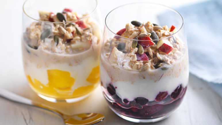 Bircher muesli parfait